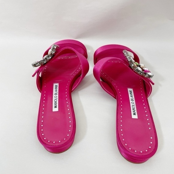 Like New MANOLO BLAHNIK Crystal Verda Satin Sandals - Picture 8 of 10